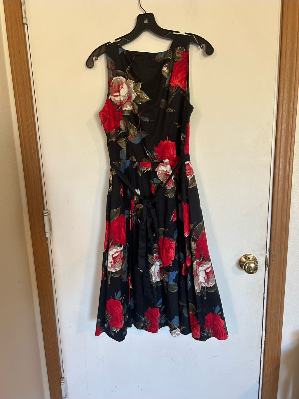 Frock Shop 1950s Style Floral Dress Small Dark Romantic Floral — image 2 of 8